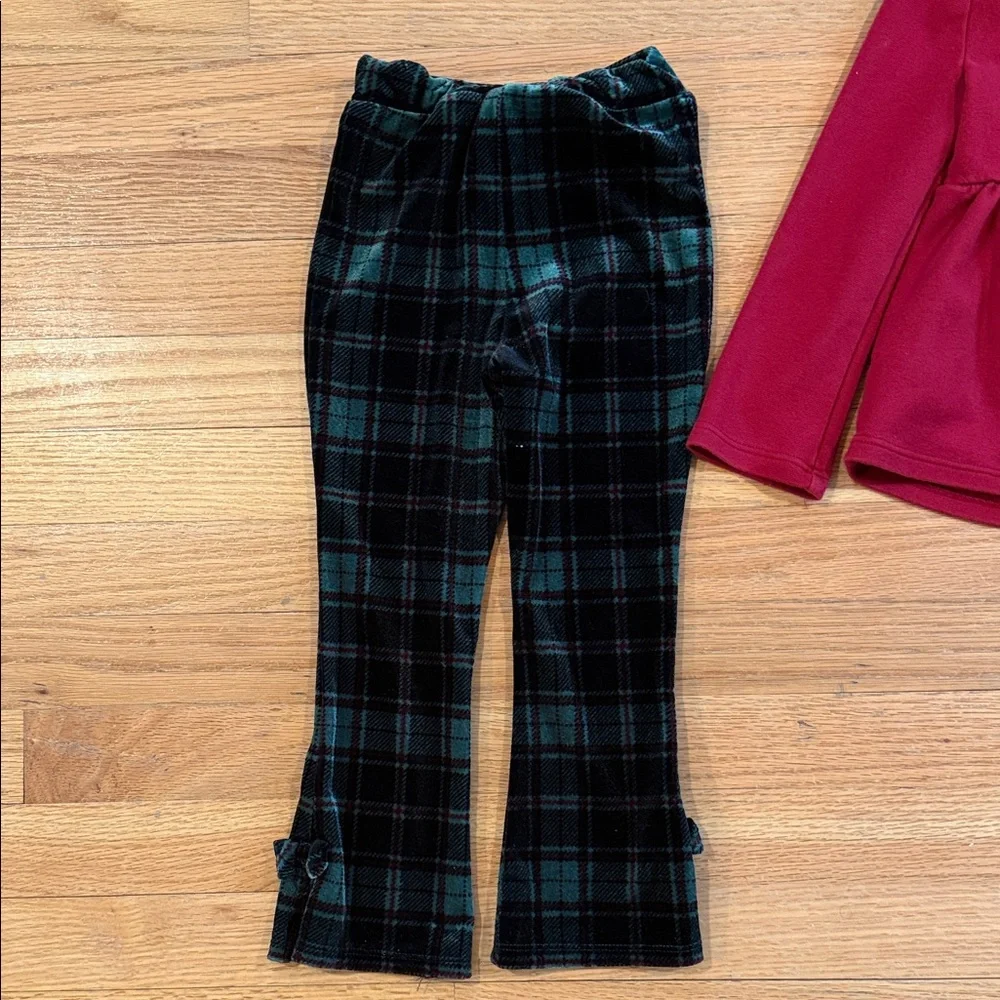 MAX STUDIO Kids Red Peplum Top with Front Knot and plaid velour pants 3-4 years